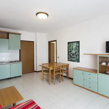 Costa Del Sol Apartment Lido di Jesolo